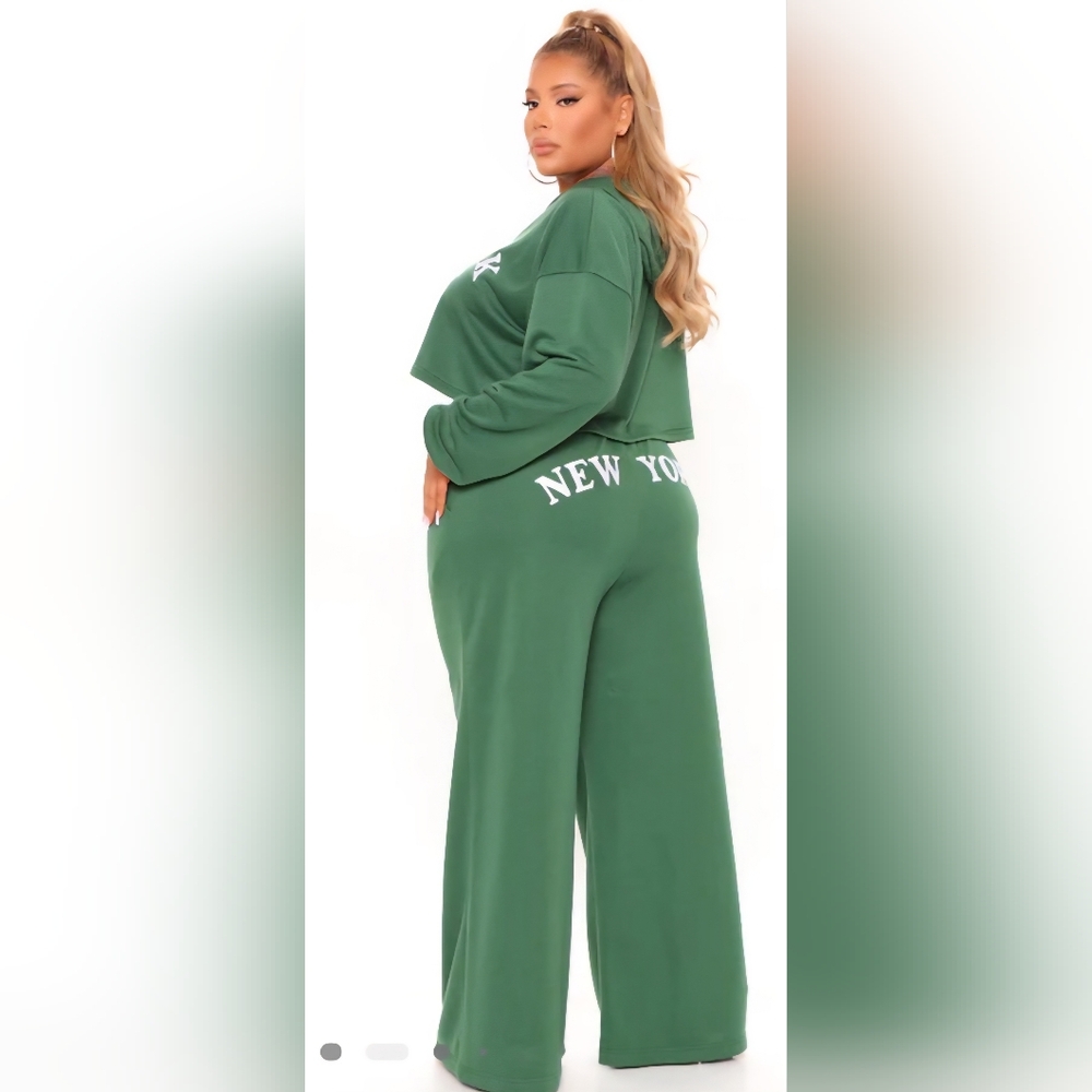 Having It My Way Pant Set/ Hunter Green - Picture 2 of 4